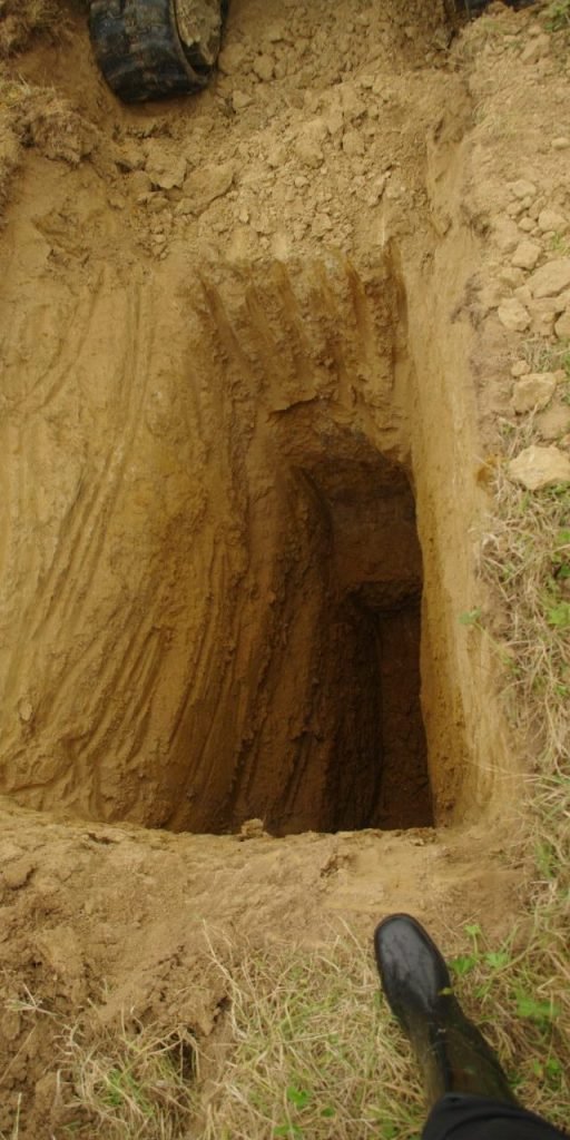 The hole and Blanche's boot